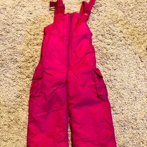 Girls size 5/6 snow pants ski pants